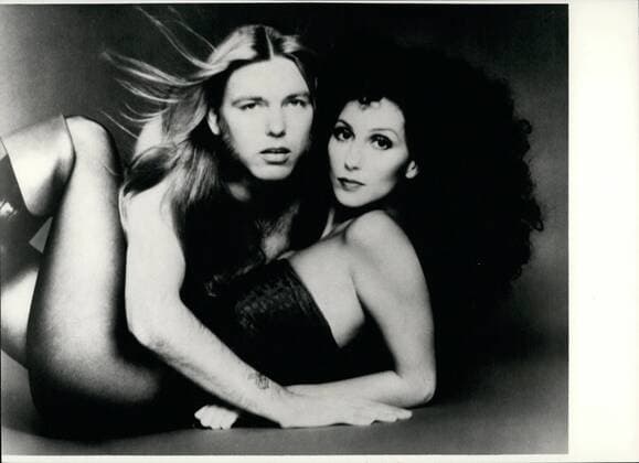 GREGORY LENOIR GREGG ALLMAN - Pictured: Nov. 11, 1977 - Cher and Gregg Allman star in the Federal Republic of Germany: Eyes and ears....of the visitors will cover the expenses like-wise, when soon Cher and Gregg Allman (our picture) star in the Federal Republic of Germany. Concerts in five German towns are on their Europe tour-plan. Cher, also successful with her ex-husband Sonny Bono, since ten years induced as an entertainer the Prevailing taste of the American Middle class. Gypsies, Tramps and Thieves , Half Breed and Dark Lady are some o - ZUMAk09_ 20170527_sha_k09_718 Copyright: xKeystonexPressxAgencyx