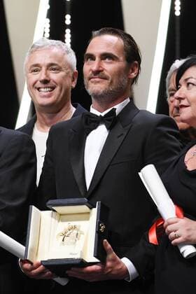 218098 Serge Arnal Starface 2017-05-28 Cannes France 70eme Festival International du Film de Cannes. Ceremonie. 70th International Cannes Film Festival. Closing ceremony Phoenix, Joaquin  Copyright: xSergexArnalx xStarfacex STAR_218098_070