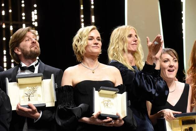 Ruben Ostlund, Diane Kruger, Sandrine Kiberlain CINEMA : 70 eme Festival de Cannes - ceremonie de cloture - 28 05 2017 LOICThebaud Panoramic 