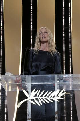 70eme Festival du Film de Cannes - Ceremonie de cloture. Photo: Laurent Guerin E Press Photo Sandrine Kiberlain Cannes France  521781