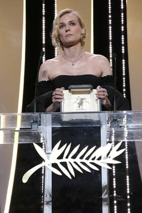 70eme Festival du Film de Cannes - Ceremonie de cloture. Photo: Laurent Guerin E Press Photo Diane Kruger Cannes France  521781