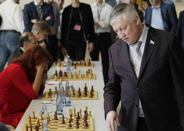 Anatoli Jewgenjewitsch Karpow; 1975 bis 1985 Schachweltmeister sowie von 1993 bis 1999 FIDE-Weltmeister, Deutschland, Berlin, Bundestag, Reichstagsgebäude, Fraktionsebene. Deutsch-Russisches Parlamentarier-Schachturnier, 29.05.2017