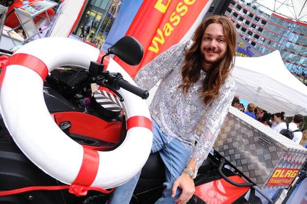 Riccardo Simonetti Ankunft zur Europapremiere des neuen Baywatchfilmes im Sony Center Cinestar in Berlin, am 30.05.2017