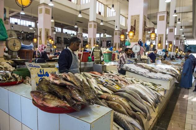 IMAGO Creative: Stadt-Dichotomien Fish for sale, Fish Market, Kuwait City, Kuwait, Middle East Copyright: MichaelxRunkel 1184-1371 Editorial Use Only