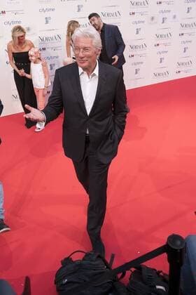 May 31, 2017 - Madrid, Spain - Richard Gere attend Norman: The Moderate Rise and Tragic Fall of a New York Fixer Madrid Premiere on May 31, 2017 in Madrid, Spain Madrid Spain  - ZUMAn230 20170531_zaa_n230_225 Copyright: xOscarxGonzalezx