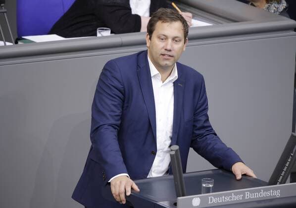 Lars Klingbeil, MdB SPD- Bundestagsfraktion, Deutschland, Berlin, Bundestag Plenum, 2. Juni 2017 (238. Sitzung)