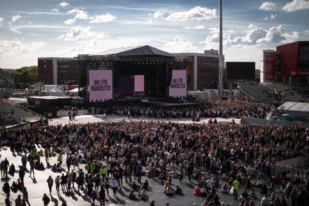 June 4, 2017 - Manchester, Greater Manchester, UK - Manchester , UK . The crowd gathers in front of the stage . The One Love Manchester benefit concert for victims of the Manchester Arena terrorist attack , at the Emirates Old Trafford Cricket Stadium . Ariana Grande, Justin Bieber, Coldplay, Katy Perry, Miley Cyrus, Pharrell Williams, Usher, Take That, Robbie Williams, Black Eyed Peas and Niall Horan are amongst the performers Manchester UK  - ZUMAl94_ 20170604_zaf_l94_184 Copyright: xJoelxGoodmanx