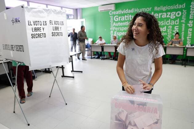 June 4, 2017 - Mexico - EUM20170604NAC18.JPG.TORREON, Coah., Elections Elecciones Edomex.-Aspectos de este domingo 4 de junio de 2017, durante la colocacion de casillas y votacion de ciudadanos en el estado de Coahuila. Foto: Agencia EL UNIVERSAL Ivan Stephens RDB. Mexico  - ZUMAu78_ 20170604_zaf_u78_018 Copyright: xIvanxStephensx