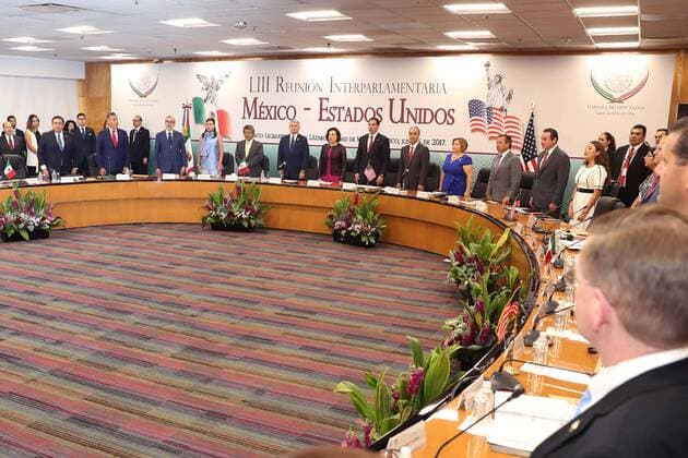 80. Mexikanisch-Amerikanisches Interparlamentarisches Treffen in Mexiko June 5, 2017 - Mexico - EUM20170605NAC14.JPG.CIUDAD DE MEXICO.- Politics Politica-Mex-EU.- El congresista estadounidense, Michael Mccaul y la presidenta de la Camara de Diputados, Guadalupe Murguia y el senador Pablo Escudero Morales y el legislador Victor Giorgana Jimenez, encabezaron la 80 Reunion Interparlamentaria Mexico-Estados Unidos, llevada a cabo este lunes 5 de junio de 2017 en el recinto legislativo de San Lazaro. Foto: Agencia EL UNIVERSAL RCC. Mexico  - ZUMAu78_ 20170605_zaf_u78_058 Copyright: xBerenicexFregosox