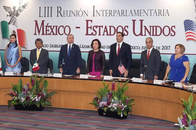80. Mexikanisch-Amerikanisches Interparlamentarisches Treffen in Mexiko June 5, 2017 - Mexico - EUM20170605NAC16.JPG.CIUDAD DE MEXICO.- Politics Politica-Mex-EU.- El congresista estadounidense, Michael Mccaul y la presidenta de la Camara de Diputados, Guadalupe Murguia y el senador Pablo Escudero Morales y el legislador Victor Giorgana Jimenez, encabezaron la 80 Reunion Interparlamentaria Mexico-Estados Unidos, llevada a cabo este lunes 5 de junio de 2017 en el recinto legislativo de San Lazaro. Foto: Agencia EL UNIVERSAL RCC. Mexico  - ZUMAu78_ 20170605_zaf_u78_059 Copyright: xBerenicexFregosox