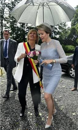 Waterloo s Mayor Florence Reuter and Queen Mathilde of Belgium pictured during the award ceremony for the laureates of the Queen Elisabeth Cello Competition 2017 at the Queen Elisabeth Music Chapel (Chapelle Musicale Reine Elisabeth - Muziekkapel Koningin Elisabeth), in Waterloo, Tuesday 06 June 2017.  ERICxLALMAND 05109104
