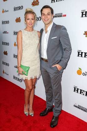 Anna Camp und ihr Ehemann Skylar Astin bei der The Hero Film Premiere am 5.06.2017 in Hollywood, Los Angeles The Hero Filmpremiere in Hollywood, Los Angeles 