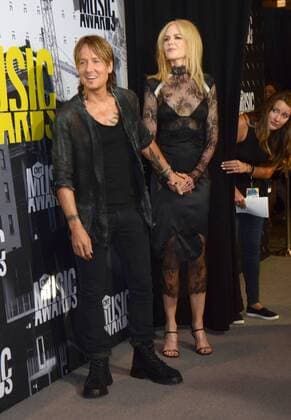 June 7, 2017 - Nashville, TN, USA - 07 June 2017 - Nashville, Tennessee - Nicole Kidman, Keith Urban. 2017 CMT Music Awards held at Music City Center. Photo Credit: AdMedia Nashville USA - ZUMAa123 20170607_zaa_a123_651 Copyright: xTonyaxWisex