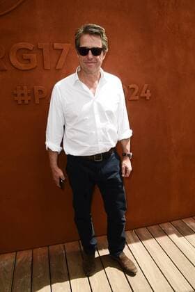 Hugh Grant CELEBRITES : Roland Garros 2017 - Internationaux de France - 08 06 2017 JBAutissier Panoramic 