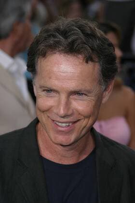 I, Robot Premiere 7-7-2004 Bruce Greenwood  Copyright: xJoexMartinezx 21872_0040