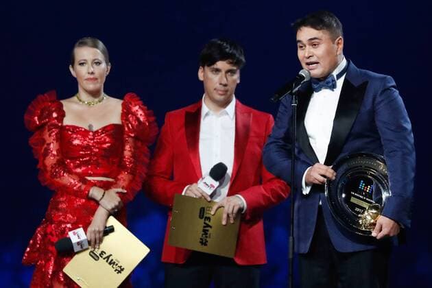 MOSCOW, RUSSIA - JUNE 9, 2017: Ceremony hosts Ksenia Sobchak, Maxim Galkin and Muz-TV Channel General Director Arman Davletyarov (L-R) seen during the 2017 Muz-TV Music Awards ceremony at Olimpiyskiy Olympic Stadium. Artyom Geodakyan TASS  TS0525D0