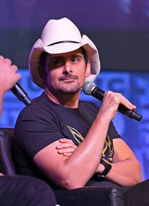 June 10, 2017 - Nashville, Tennessee, United States - 10 June 2017 - Nashville, Tennessee - Brad Paisley. Brad Paisley and Carrie Underwood appear on the CMA Close-Up Stage during the 2017 CMA Music Festival held at Music City Center. It was announced that Brad and Carried would be returning for the 10th year as host s of the CMA Music Awards to be held in November. Photo Credit: Laura Farr AdMedia Nashville United States - ZUMAa123 20170610_zaa_a123_025 Copyright: xLauraxFarr Admediax