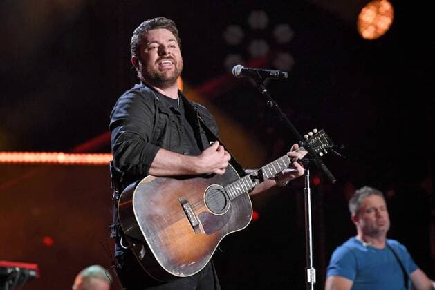 June 10, 2017 - Nashville, Tennessee, United States - 10 June 2017 - Nashville, Tennessee - Chris Young. 2017 CMA Music Festival Nightly Concert held at Nissan Stadium. Photo Credit: Laura Farr AdMedia Nashville United States - ZUMAa123 20170610_zaa_a123_528 Copyright: xLauraxFarr Admediax