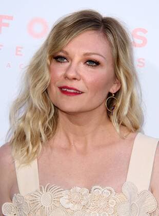 June 12, 2017 - Los Angeles, CA, United States - 12 June 2017 - Los Angeles, California - Kirsten Dunst. The Beguiled Premiere held at the Directors Guild of America. Photo Credit: AdMedia Los Angeles United States - ZUMAa123 20170612_zaa_a123_216 Copyright: xAdmediax
