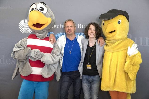 Uwe Ochsenknecht und Maximilian Ehrenreich bei der Premiere des Kinderfilms des Deutschen Bundestages Applaus für Felix - Ein Tag im Bundestag im Rahmen des Deutschen Kinder-Medien-Festivals Goldener Spatz im CineStar. Erfurt, 14.06.2017 Foto:xM.xKremerx xFuturexImage