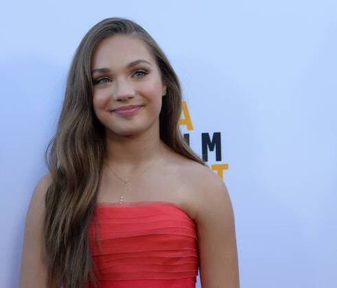 Cast member Maddie Ziegler attends the premiere of the motion picture dramatic thriller The Book of Henry at the ArcLight in Culver City, California on June 14, 2017. Storyline: A single mother discovers a scheme in her son s book to rescue a young girl from the hands of her abusive stepfather and sets out to execute the plan at any cost.  LAP2017061407 JIMxRUYMEN