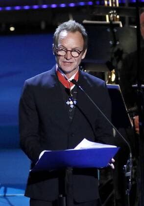 Kung Carl XVI Gustaf delade ut Polarpriset till Sting Polar Music Prize 2017, prisutdelning av Polar Music Prize, konserthuset, Stockholm, 2017-06-15 (c) Patrik C Österberg IBL XPBE English: King Carl XVI Gustaf awarded the Polar Prize to Sting Polar Music Prize 2017, Prize Award of the Polar Music Prize, Concert Hall, Stockholm, 2017-06-15 (c) Photo: Patrik C Osterberg IBL Sting Stockholm Sweden  526188