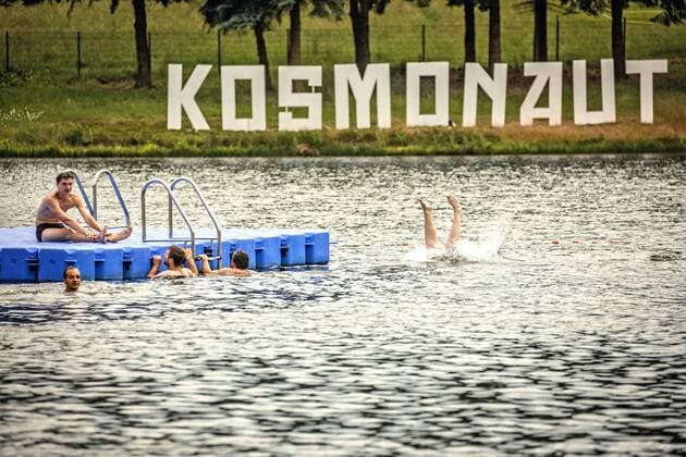 Kosmonaut Festival 2017. Besucher des Kosmonaut Festival 2017 am 16.06.2017 am Stausee Rabenstein bei Chemnitz.