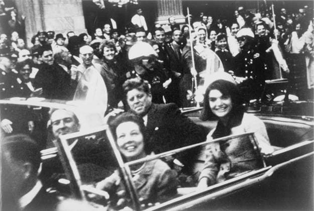 President John F. Kennedy, Jacqueline Kennedy, Nellie Connally, and Governor John Connally, moments before the assassination in Dallas, Texas, November 22, 1963 Photo by Victor Hugo King Hollywood CA USA  Copyright: xVictorxHugoxKingx 1003_453