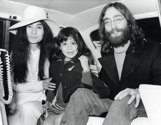 Beatle John Lennon with wife Yoko Ono and her six year old Kyoko Cox, 1969.  1013_126