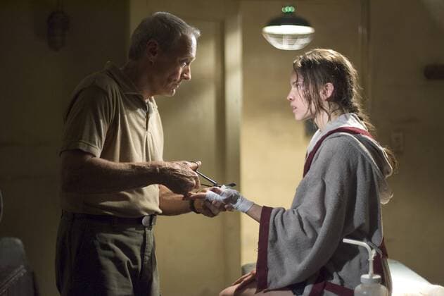 OSCARS. Beste Hauptdarstellerin. Preisträgerinnen 2001-2010 Film Still from Million Dollar Baby Clint Eastwood, Hilary Swank Photo Credit: Merle W. Wallace © 2004 Warner Brothers  30194_046