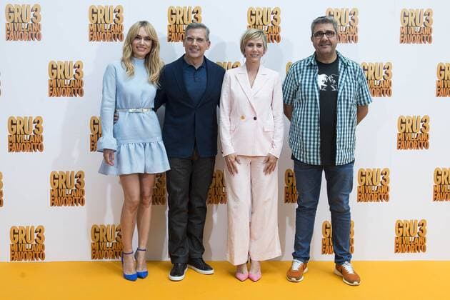 Spanish actress Patricia Conde, american actor Steve Carrell, american actressKristen Wiig and spanish actor Florentino Fernandez attends to the presentation of film Gru, Mi Villano Favorito 3 (Despicable Me 3 ) in Madrid, June 20, 2017. Spain.  (20170620014)