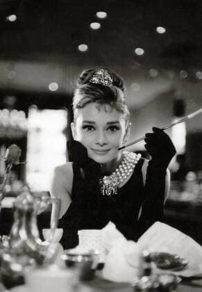 Audrey Hepburn, Breakfast at Tiffany s 1961 Paramount  Copyright: xHAx 30732_356