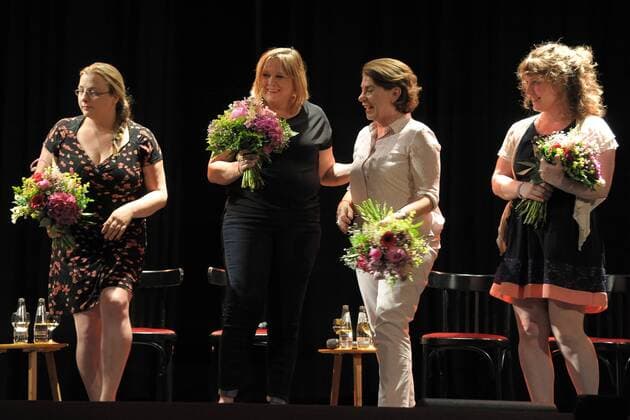 iris Praefke, Esther Gronenborn, Kirsten Niehuus, Valeska Hanel (Neue Kammerspiele Kleinmachnow) v.l.n.r. zum 19. Mal wurde der Kinoprogrammpreis Berlin-Brandenburg verliehen. Mit insgesamt 432.500 Euro wurden im City Kino Wedding das vielfaeltige Engagement und die innovative Programmgestaltung in 48 Filmtheatern - 32 in Berlin und 16 in Brandenburg - geehrt in Berlin am 20.06.2017