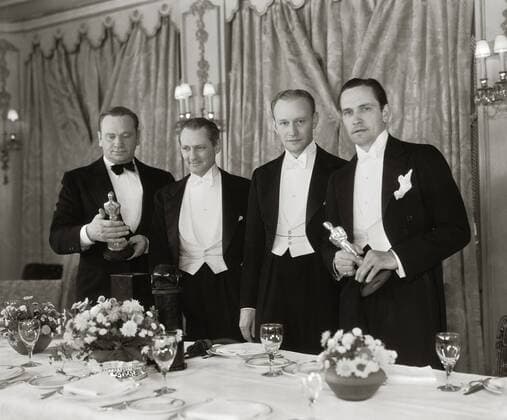 OSCARS. Bester Hauptdarsteller. Preisträger 1931-1940 Wallace Beery, Lionel Barrymore, Conrad Nagel and Fredric March at the 1932 Academy Awards.  Copyright: xHAx 31202_672