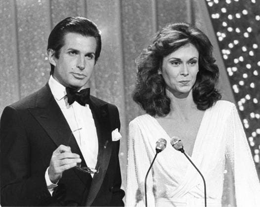 George Hamilton, Kate Jackson at the 38th Annual Golden Globe Awards, 1981  Copyright: xHFPAx 32509_591THA