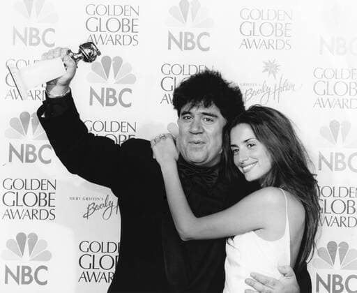 Pedro Almodovar, Penelope Cruz at the 57th Annual Golden Globe Awards, 2000 Hollywood CA USA  Copyright: xHFPAx 32509_920THA