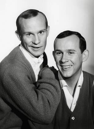 Tom and Dick Smothers, The Smothers Brothers Comedy Hour circa 1967 CBS Hollywood CA USA  32914_644THA
