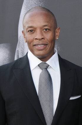 218798 Birdie Thompson AdMedia Starface 2017-06-22 CA Hollywood Etats-Unis 22 June 2017 - Hollywood, California - Dr. Dre. HBO s The Defiant Ones Los Angeles premiere held at Paramount Theater in Hollywood.  Copyright: xBirdiexThompson AdMediax STAR_218798_003