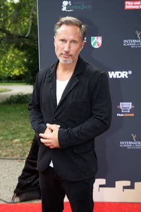 Benno Fürmann beim Cocktailempfang anlässlich der Jurysitzung zum International Emmy Award 2017 am 22.06.2017 in der Marienburg in Koeln Cocktailempfang zur Jurysitzung zum International Emmy Award 2017 in Koeln 