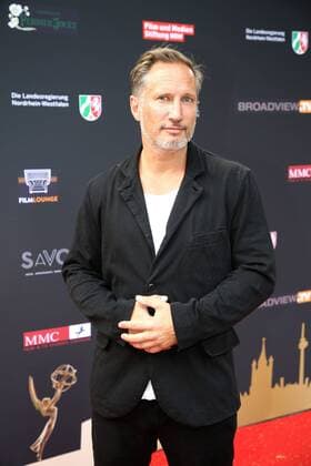 Benno Fürmann beim Cocktailempfang anlässlich der Jurysitzung zum International Emmy Award 2017 am 22.06.2017 in der Marienburg in Koeln Cocktailempfang zur Jurysitzung zum International Emmy Award 2017 in Koeln 