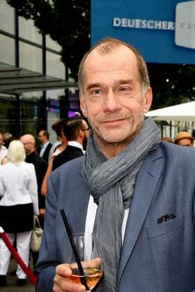Schauspieler Georg Uecker kommt am 24.06.2017 zur Verleihung des 27. Deutschen Kamerapreis in Köln.