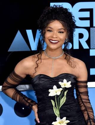 Actor Ajiona Alexus attends the 17th annual BET Awards at Microsoft Theater in Los Angeles on June 25, 2017. The ceremony celebrates achievements in entertainment and honors music, sports, television, and movies released between April 1, 2016 and March 31, 2017.  LAP20170625117 CHRISTINExCHEW