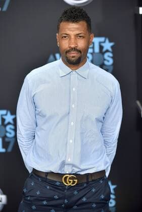 Actor Deon Cole attends the 17th annual BET Awards at Microsoft Theater in Los Angeles on June 25, 2017. The ceremony celebrates achievements in entertainment and honors music, sports, television, and movies released between April 1, 2016 and March 31, 2017.  LAP20170625353 CHRISTINExCHEW