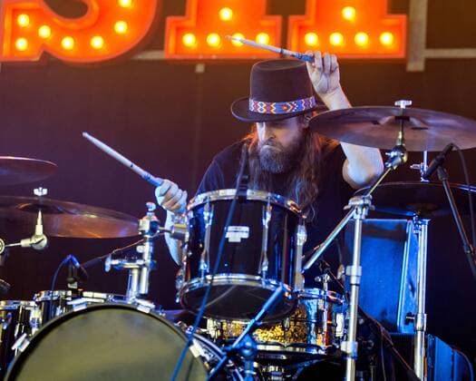 June 25, 2017 - Chicago, Illinois, U.S - JEFF HOGG of Whiskey Myers during Country LakeShake Music Festival at Huntington Bank Pavilion at Northerly Island in Chicago, Illinois Chicago U.S. - ZUMAs135 20170625_zap_s135_082 Copyright: xDanielxDeSloverx