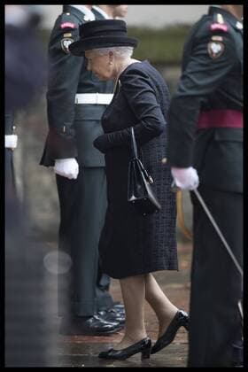 . 27 06 2017. London, United Kingdom. The Queen arriving at the funeral of Countess Mountbatten of Burma at St.Paul s church in Knightsbridge, London.  xStephenxLockx xi-Imagesx IIM-15463-0081