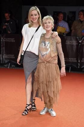 Judith Richter mit Mutter Beatrice Richter bei der Premiere von Berlin Falling auf dem 35. Filmfest München im Festivalzentrum Gasteig. München, 28.06.2017 Foto:xP.xSchönbergerx xFuturexImage