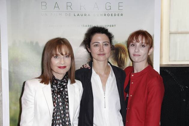Isabelle Huppert Laura Schroeder ( realisatrice ) Lolita Chammah CELEBRITES : Avant Premiere du film Barrage - Paris - 29 06 2017 GwendolineLeGoff Panoramic 