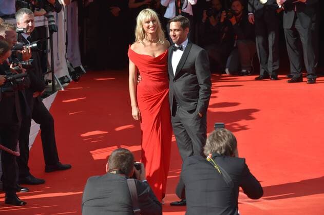 Model Karolina Kurkova (left) and Janek Bartoska are coming to the opening ceremony of the 52nd International Film Festival in Karlovy Vary, Czech Republic, on June 30, 2017. (CTKxPhoto KaterinaxSulova) CTKPhotoP201706300867301  KBS_0067