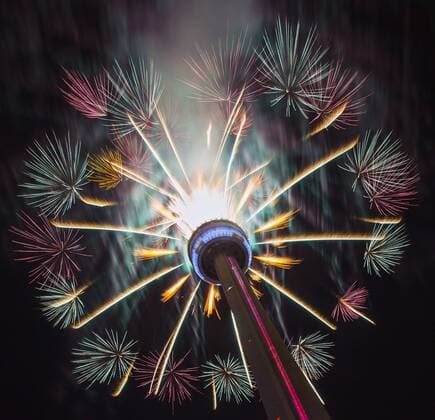 (170702) -- TORONTO, July 2, 2017 -- Photo taken on July 1, 2017 shows fireworks to celebrate Canada s 150th birthday on the top of the Canadian National Tower (CN Tower) in Toronto, Canada. ) (zxj) CANADA-TORONTO-CANADA DAY-FIREWORKS-CN TOWER ZouxZheng 