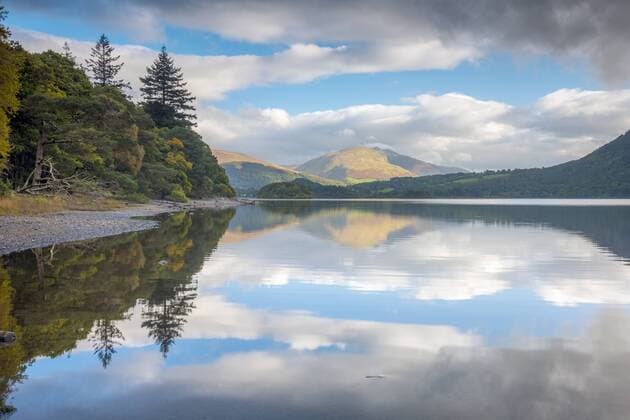 UNESCO-Welterbe: Englischer Lake District in Gro?britannien Reflections, Derwentwater, Lake District National Park, Cumbria, England, United Kingdom, Europe Copyright: AlanxCopson 828-1056